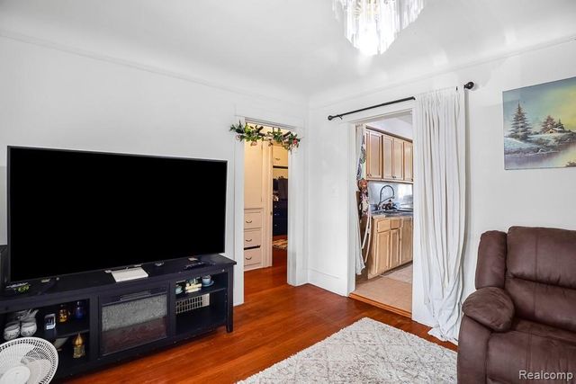 5478 Williamson Street, Dearborn, MI 48126