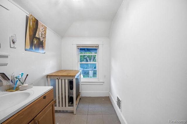 5478 Williamson Street, Dearborn, MI 48126