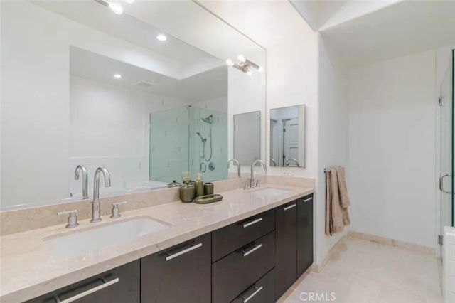 352 Caruso Avenue, Glendale, CA 91210