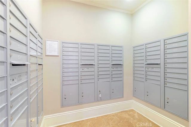 352 Caruso Avenue, Glendale, CA 91210