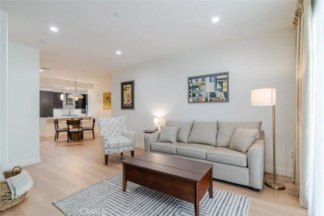 352 Caruso Avenue, Glendale, CA 91210