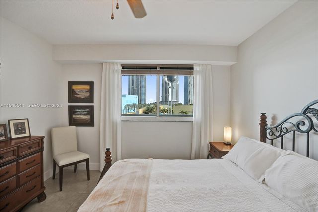 18100 N Bay Rd 508, Sunny Isles Beach, FL 33160