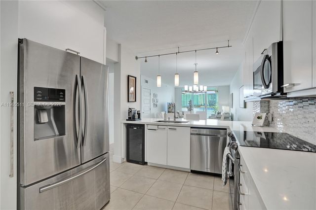 18100 N Bay Rd 508, Sunny Isles Beach, FL 33160