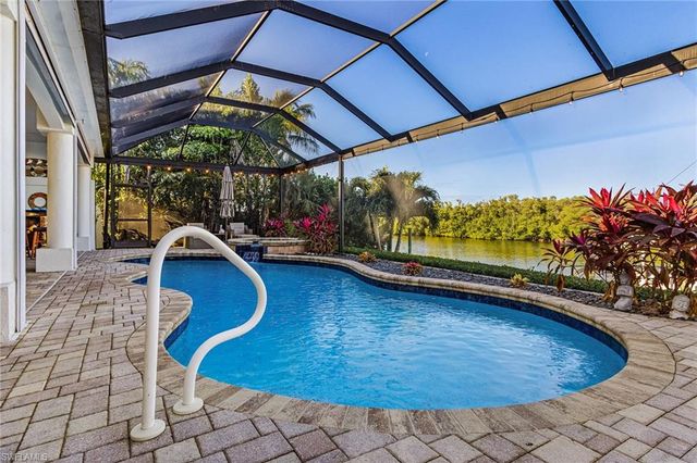 3724 Surfside BLVD, Cape Coral, FL 33914