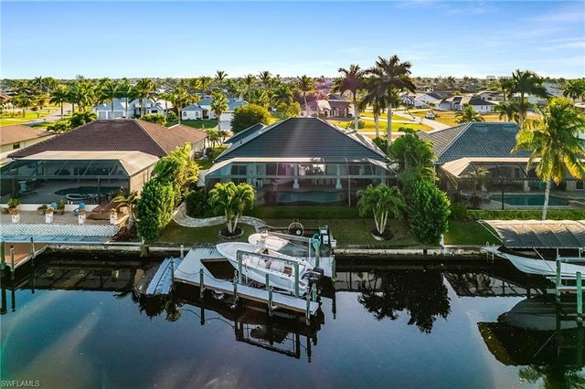 3724 Surfside BLVD, Cape Coral, FL 33914