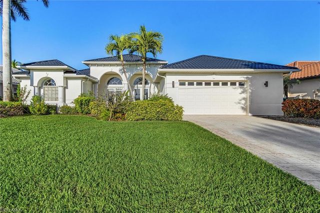 3724 Surfside BLVD, Cape Coral, FL 33914