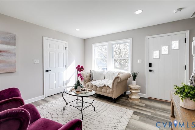 324 S 12th Ave, Hopewell, VA 23860