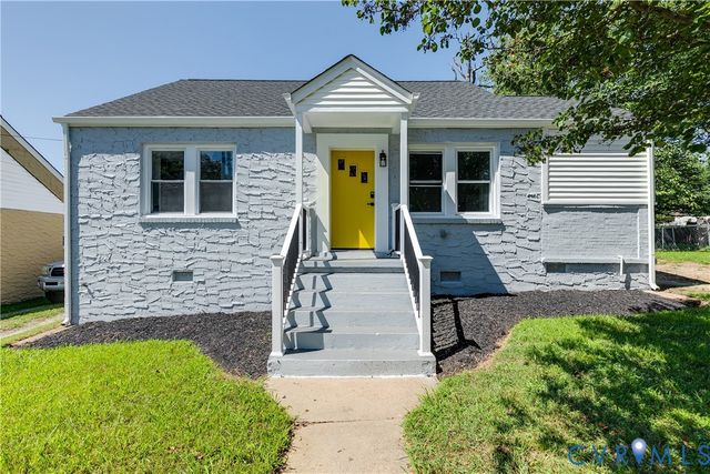 324 S 12th Ave, Hopewell, VA 23860