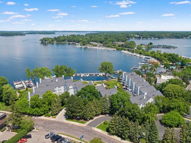603 Lake Street 115, Excelsior, MN 55331