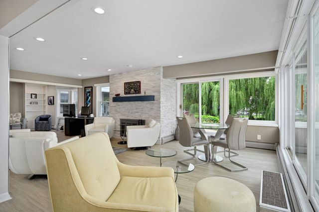 603 Lake Street 115, Excelsior, MN 55331