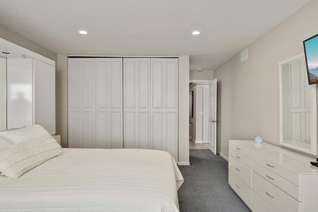 603 Lake Street 115, Excelsior, MN 55331