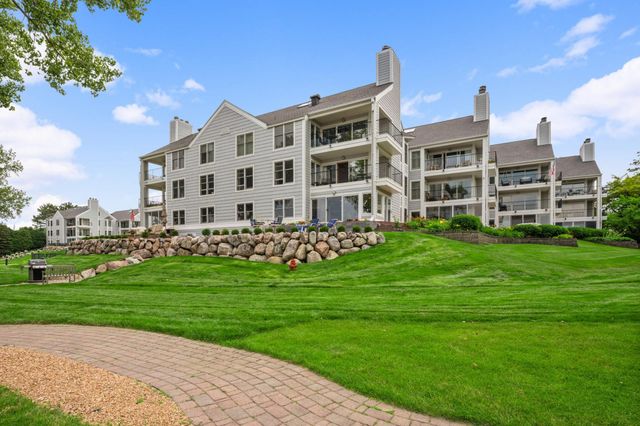 603 Lake Street 115, Excelsior, MN 55331