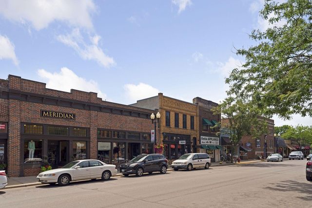 603 Lake Street 115, Excelsior, MN 55331