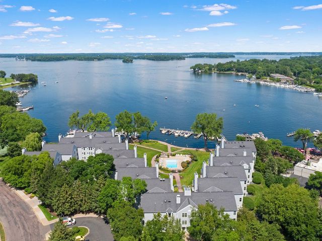 603 Lake Street 115, Excelsior, MN 55331
