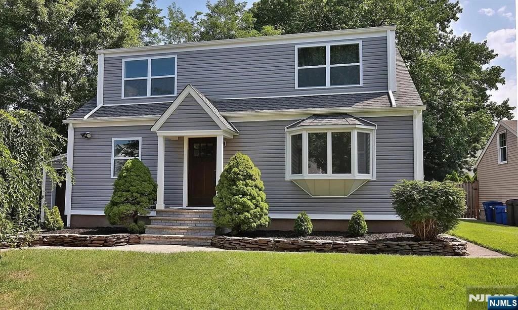 7-09 Dewey Place 1, Fair Lawn, NJ 07410