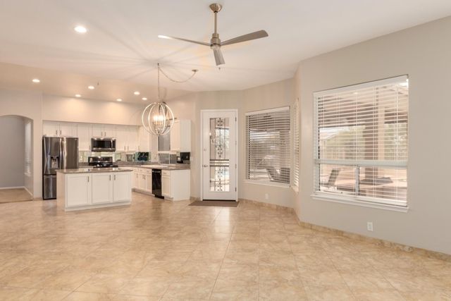 19204 N 92nd Street, Scottsdale, AZ 85255