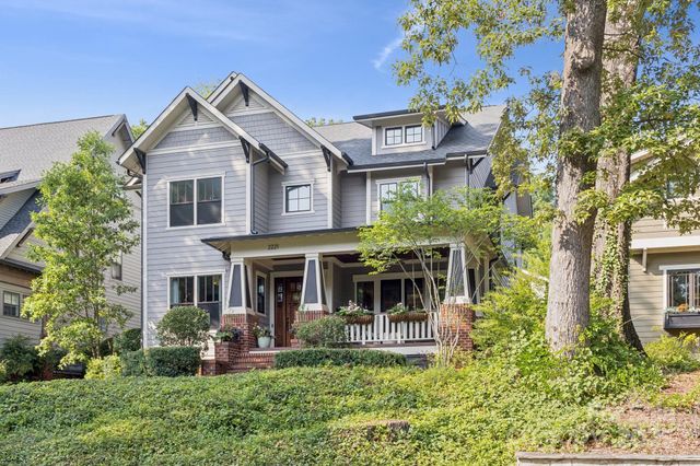2221 Kenmore Avenue, Charlotte, NC 28204