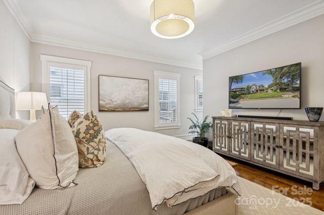 2221 Kenmore Avenue, Charlotte, NC 28204