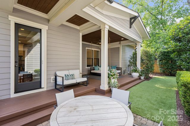 2221 Kenmore Avenue, Charlotte, NC 28204