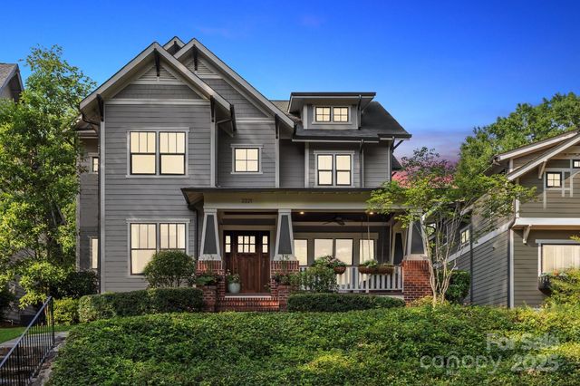 2221 Kenmore Avenue, Charlotte, NC 28204
