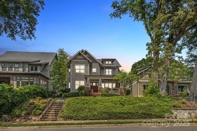 2221 Kenmore Avenue, Charlotte, NC 28204