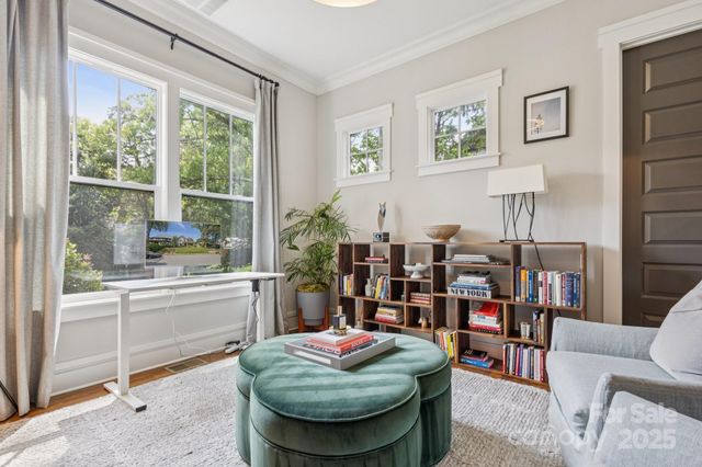 2221 Kenmore Avenue, Charlotte, NC 28204