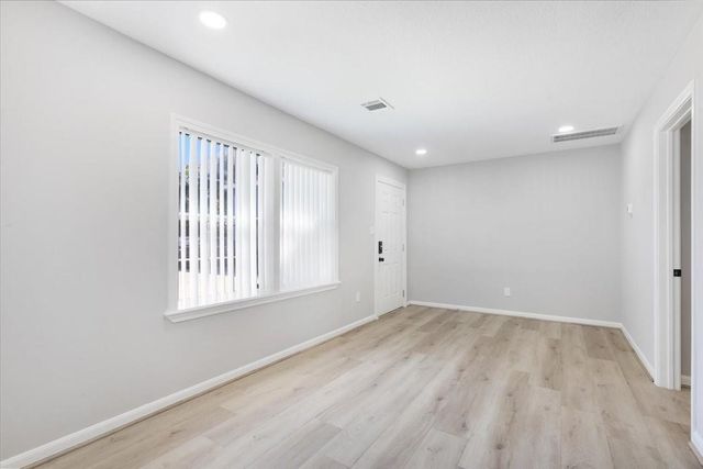 234 W 27th Street 3, Houston, TX 77008