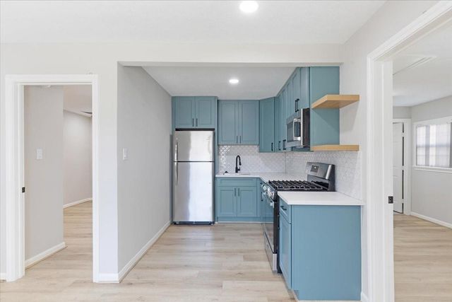 234 W 27th Street 3, Houston, TX 77008