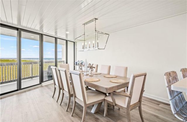 1000 Lantana Dr 301, Port Aransas, TX 78373