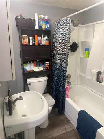 106 S Fostoria Avenue, Springfield, OH 45505