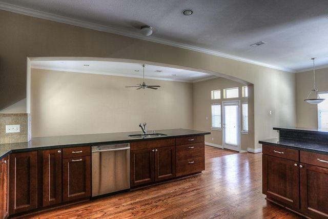 940 W 26th Street, Houston, TX 77008