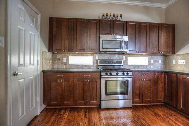 940 W 26th Street, Houston, TX 77008