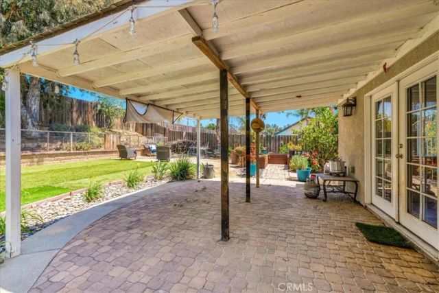 620 Meadow Grove Place, Escondido, CA 92027
