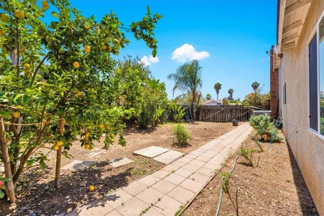 620 Meadow Grove Place, Escondido, CA 92027
