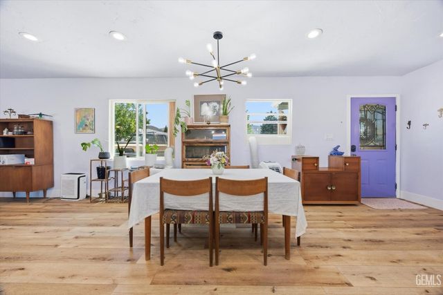 814 Bamboo Court, Tehachapi, CA 93561