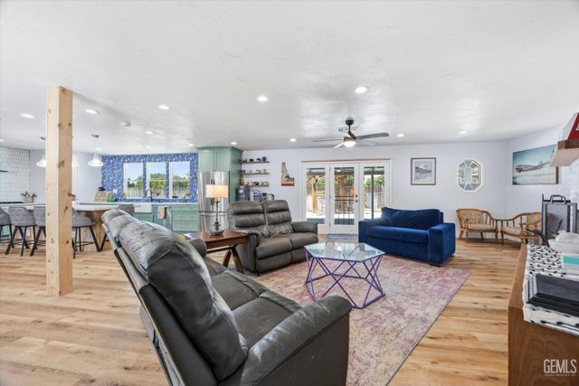 814 Bamboo Court, Tehachapi, CA 93561