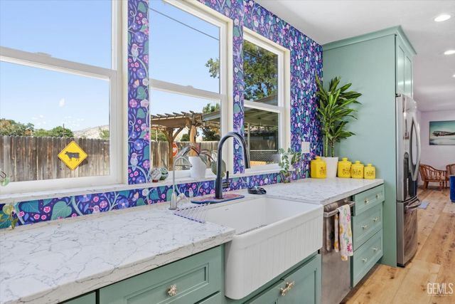 814 Bamboo Court, Tehachapi, CA 93561