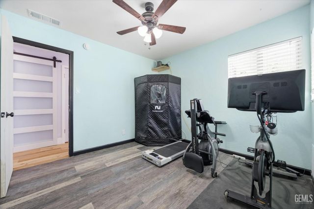814 Bamboo Court, Tehachapi, CA 93561