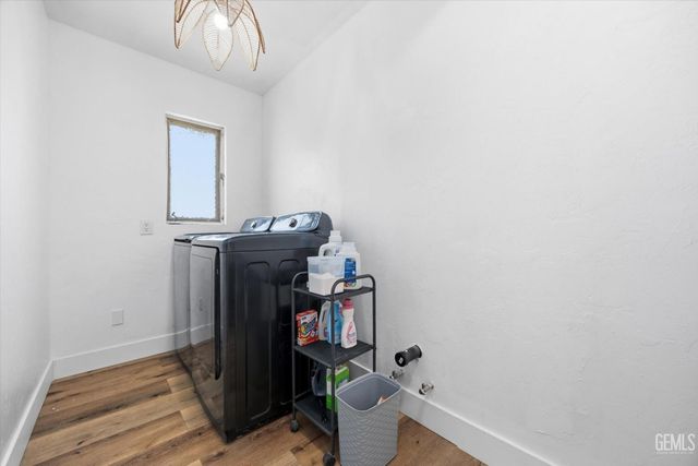 814 Bamboo Court, Tehachapi, CA 93561