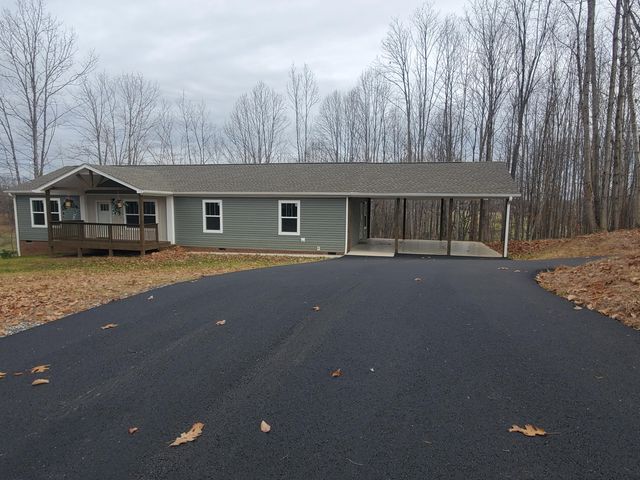 4924 Horseshoe Bend RD, Goodview, VA 24095