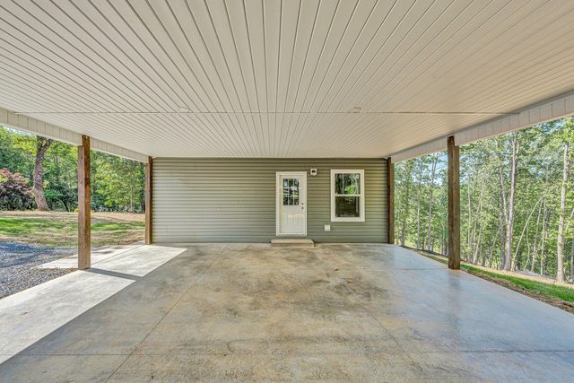 4924 Horseshoe Bend RD, Goodview, VA 24095