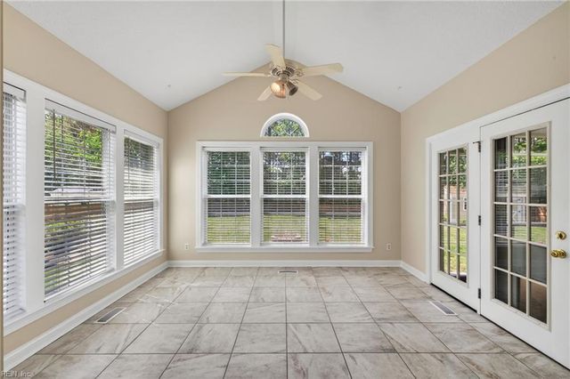 320 Green View RD, Moyock, NC 27958