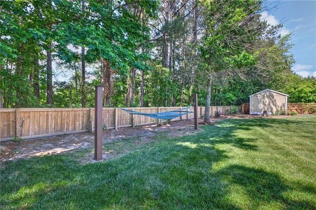 320 Green View RD, Moyock, NC 27958