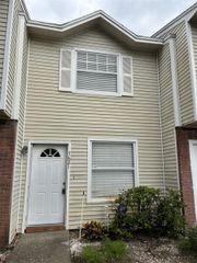 7621 COLONIAL COURT, Tampa, FL 33615