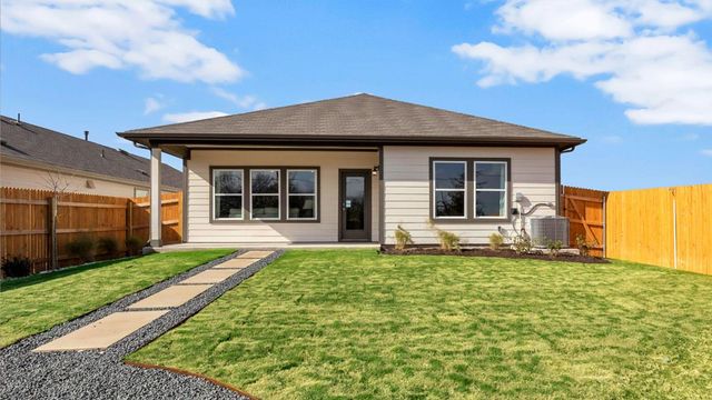 291 MUSTANG LAKE CIR, Buda, TX 78610