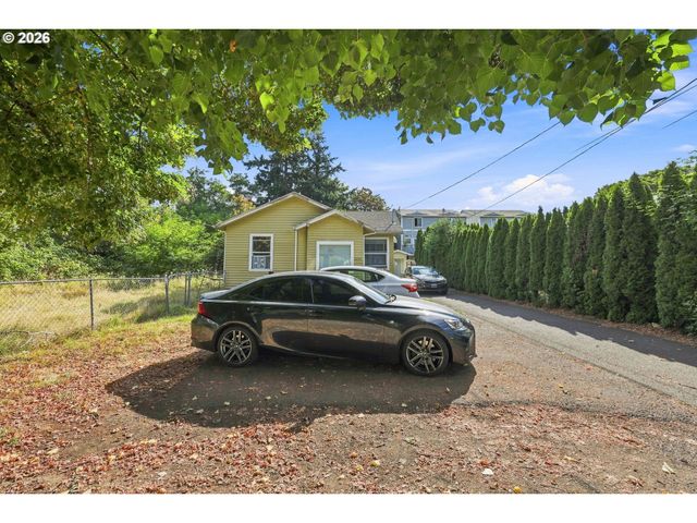 3234 Se 87TH Ave, Portland, OR 97266