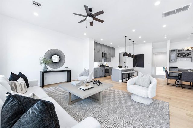 3810 Jefferson Street, Houston, TX 77003