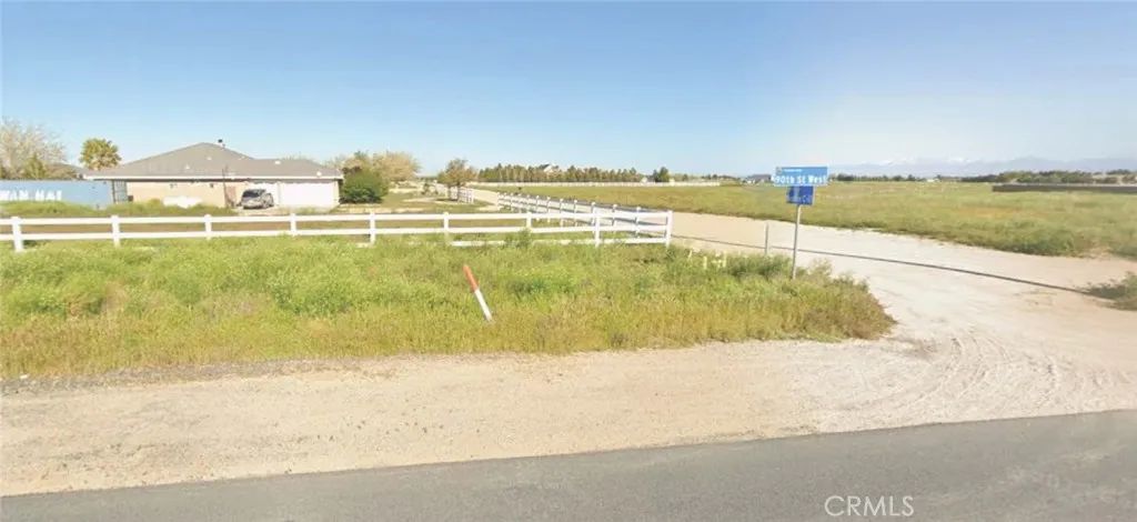 8746 Avenue C-10, Antelope Acres, CA 93536