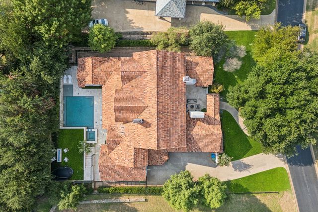 1402 Fountain Grass Court, Westlake, TX 76262