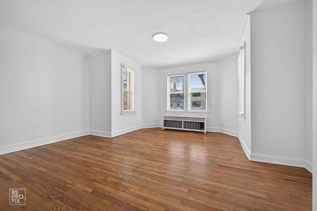 2154 W Arthur Avenue 1, Chicago, IL 60645